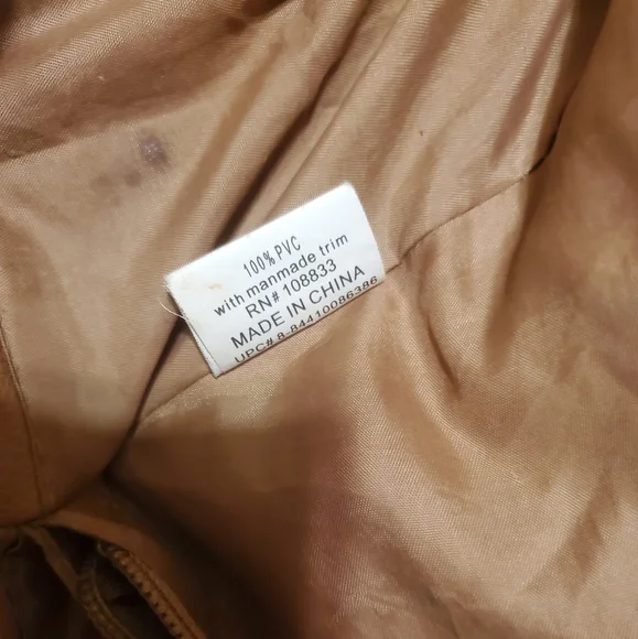 Tan and White Purse With Gold Lock Detail Large - Picture 11 of 13